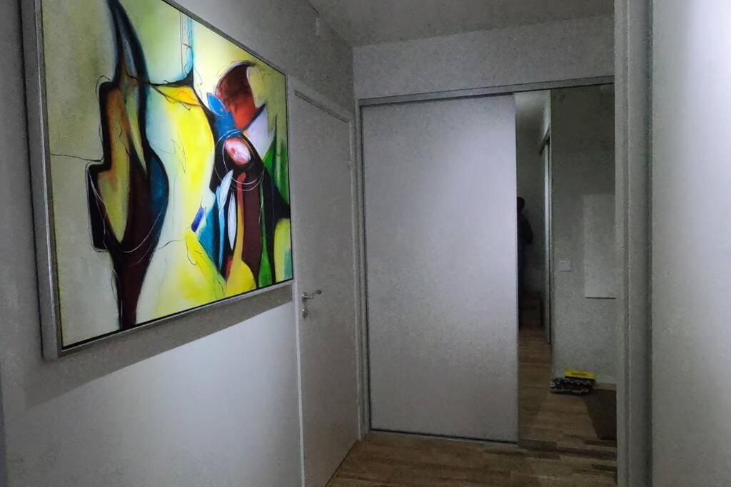 Homestay - Private Room In An Apartment Гётеборг Экстерьер фото